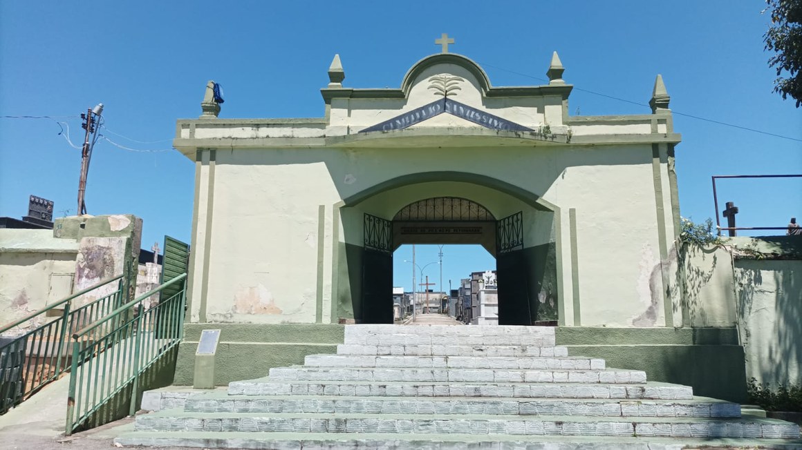 Prefeitura prepara cemitérios para o Dia de Finados com cuidado e respeito às famílias