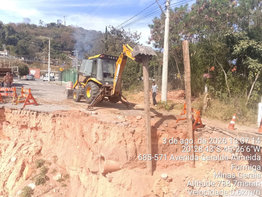 Prefeitura inicia implantação de passagem provisória na Ponte do Novo Santo Antônio