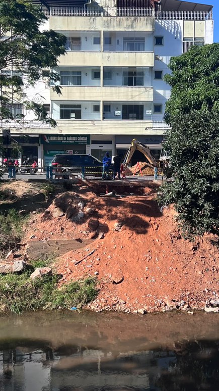 Prefeitura de Formiga realiza preparação para instalação da nova passarela